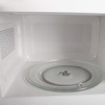 Caterlite Compact Microwave 17ltr 700W - Image 3
