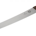 Victorinox Serrated Pastry Knife Wooden 26cm - Image 4