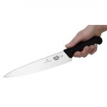Victorinox Fibrox Serrated Carving Knife 22cm - Image 5