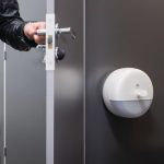 Tork SmartOne Toilet Roll Dispenser White T8 - Image 4
