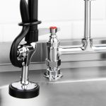 Vogue Pedestal Pre Rinse Spray - Image 2