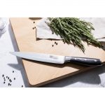 Vogue Tsuki Series 7 Carving Knife Black 19.8cm - Image 5