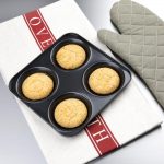 Vogue Carbon Steel Non-Stick Yorkshire Pudding Tray 4 Cup - Image 3