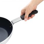 Vogue Silicone Pan Handle Small Black - Image 5