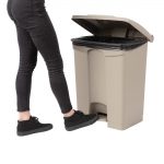 Jantex Pedal Bin Beige 65Ltr - Image 4