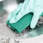 Nisbets Essentials Scouring Pad 3m Roll - Image 5